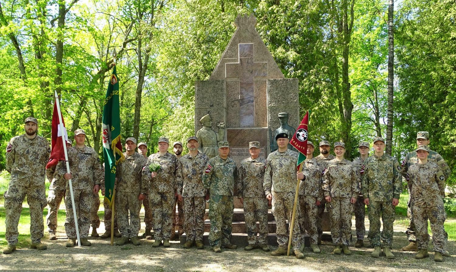 Zveresta ceremonija 27KB