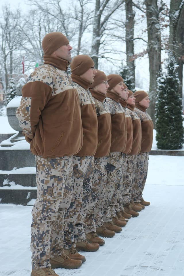 Gulbenē jaunie zemessargi dod svinīgo zvērestu