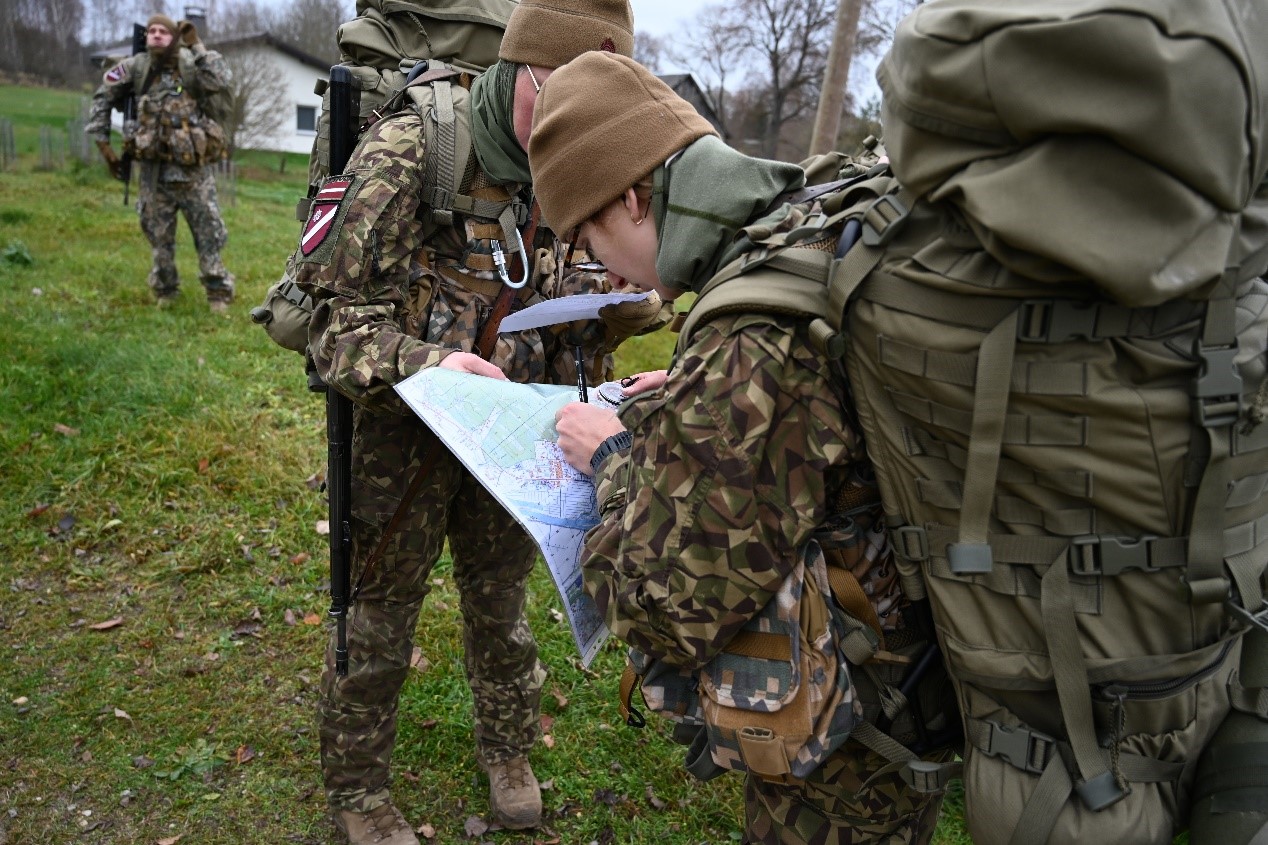 Zemessardzes 4.Kurzemes brigādes 52.kaujas atbalsta bataljona zemessargi mācībās