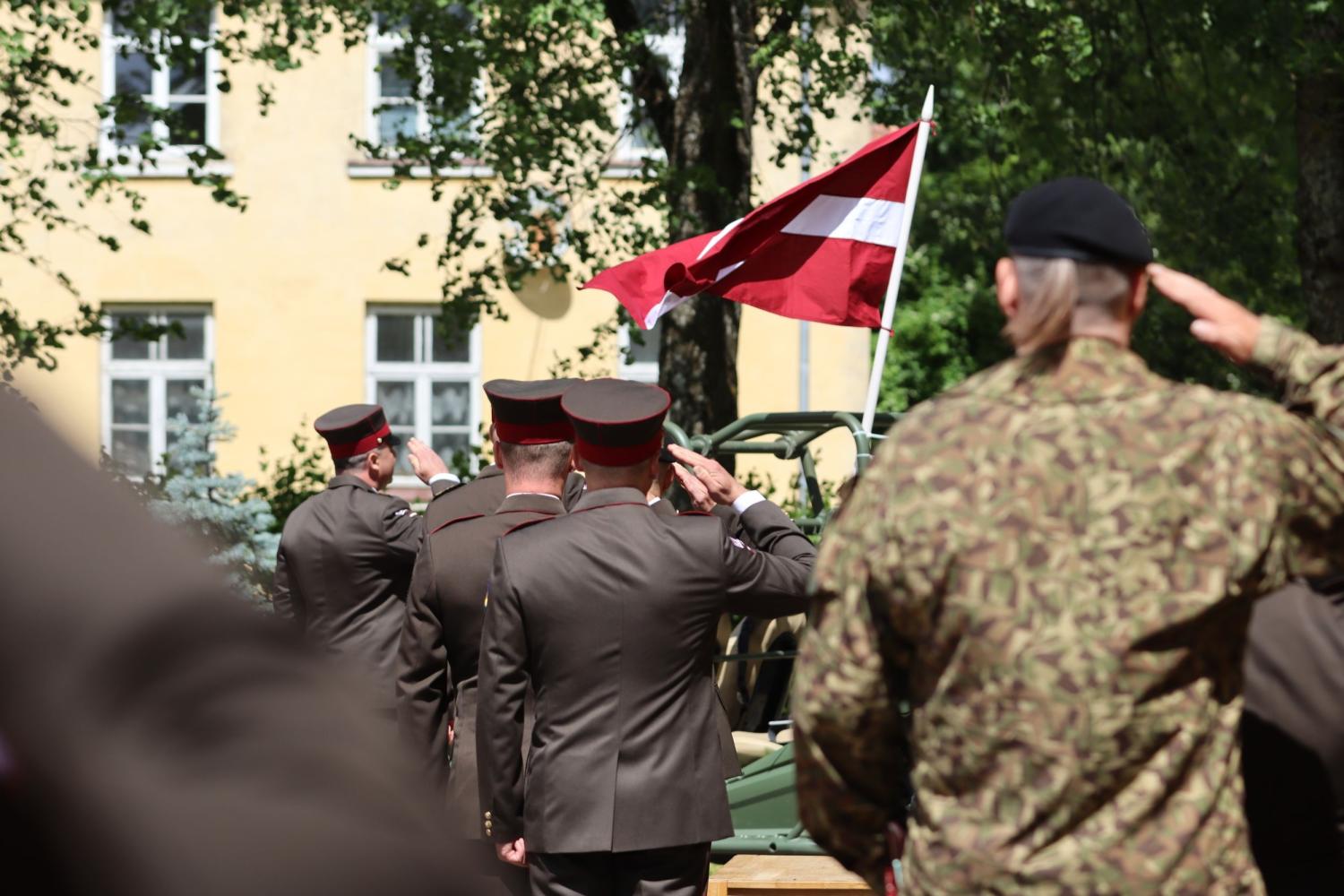 Komandiera maiņas ceremonija